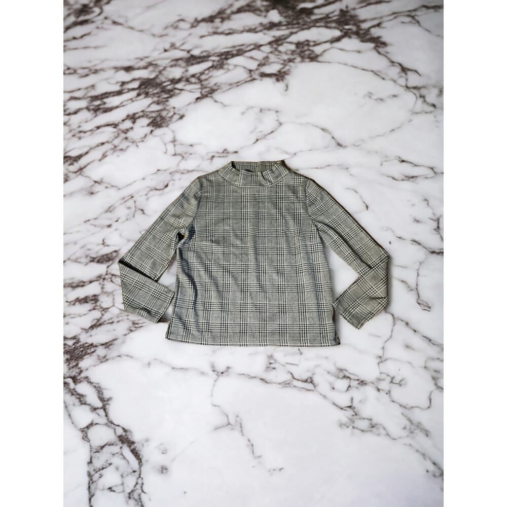 Banana Republic Factory Medium Long Sleeve Shirt